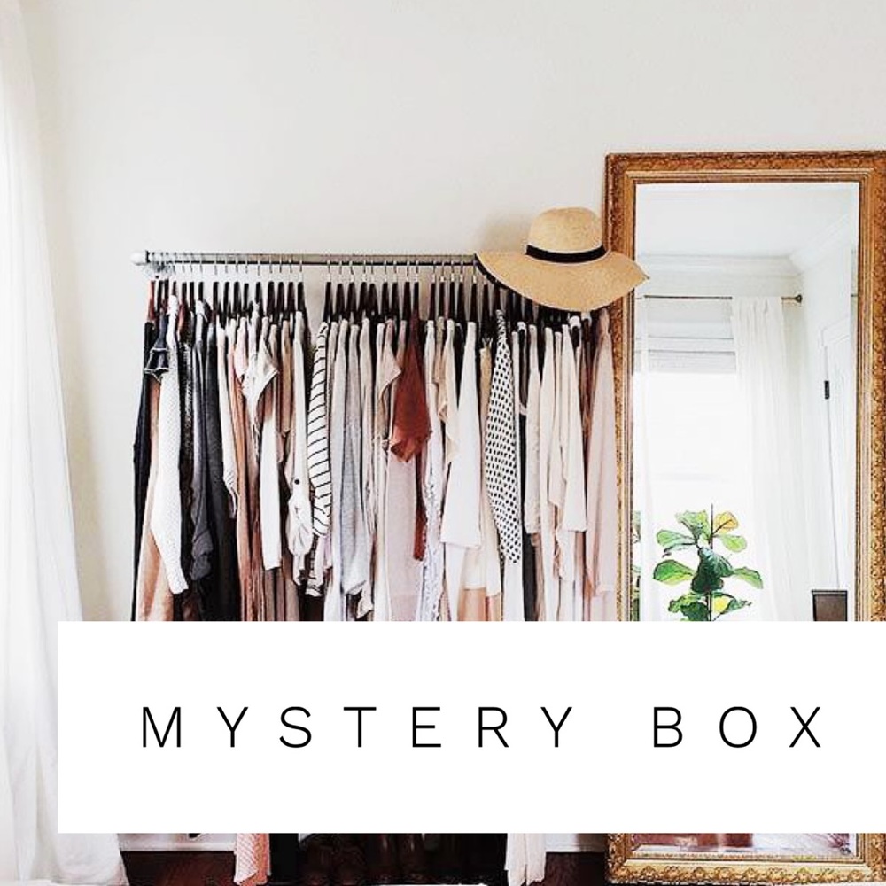 FLASH SALE! ⚡️ Mystery Box
